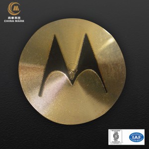 2019 Latest Design Wholesale Custom Brand Logo Personalized Gold Plated Metal Custom Nameplate